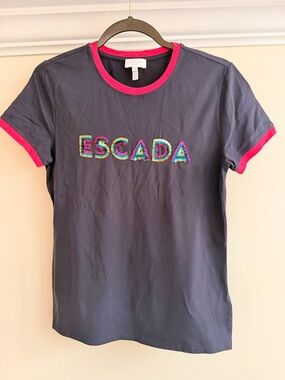 ESCADA SPORT
Metallic Logo Print T-shirt In navy pink